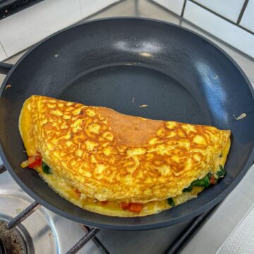 Pepper and Spinach Omelette